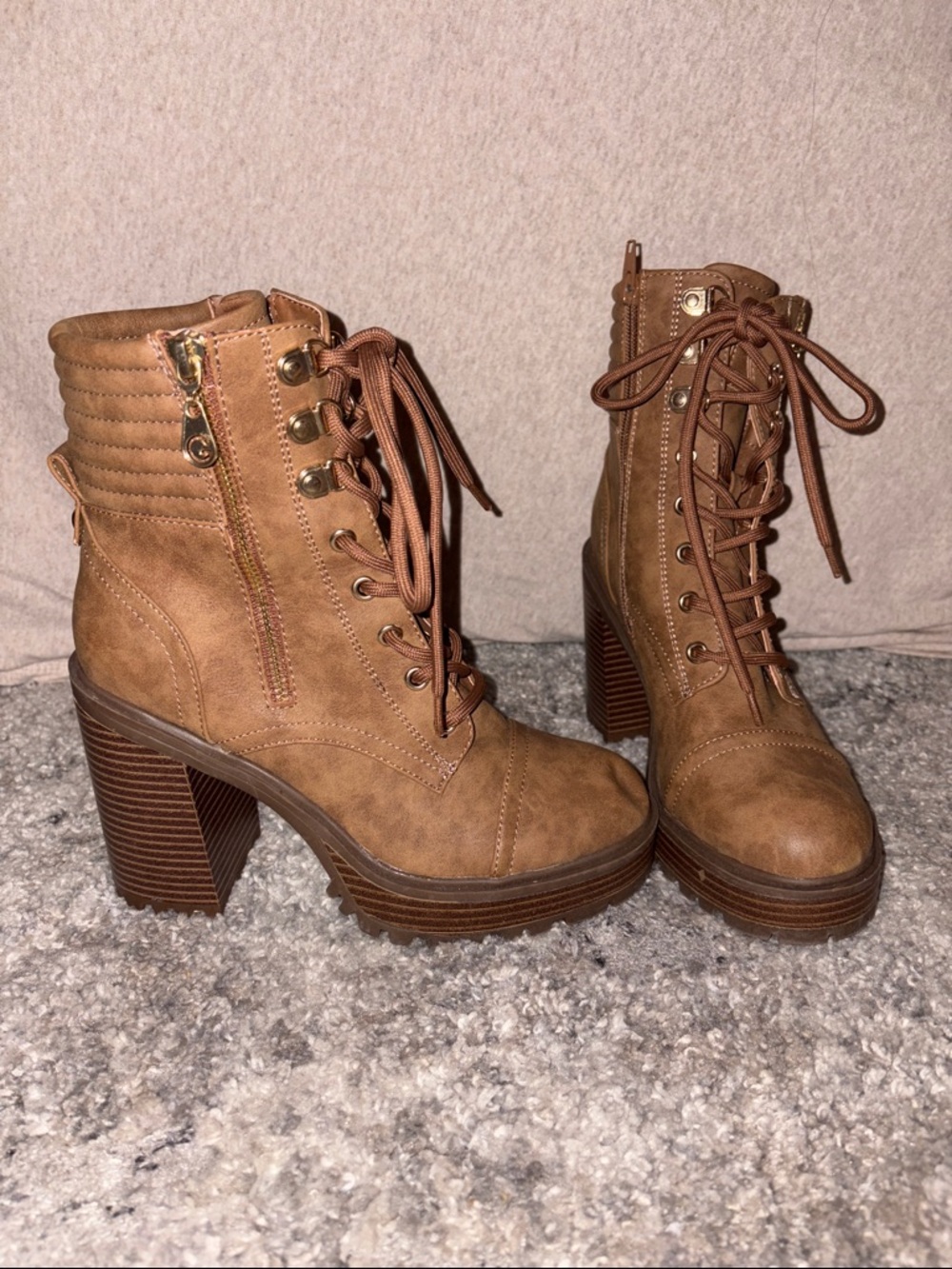 GBG Los Angeles Tan Lace-Up Chunky Heel Ankle Boots